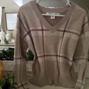 Women's Med Max Studio Sweater